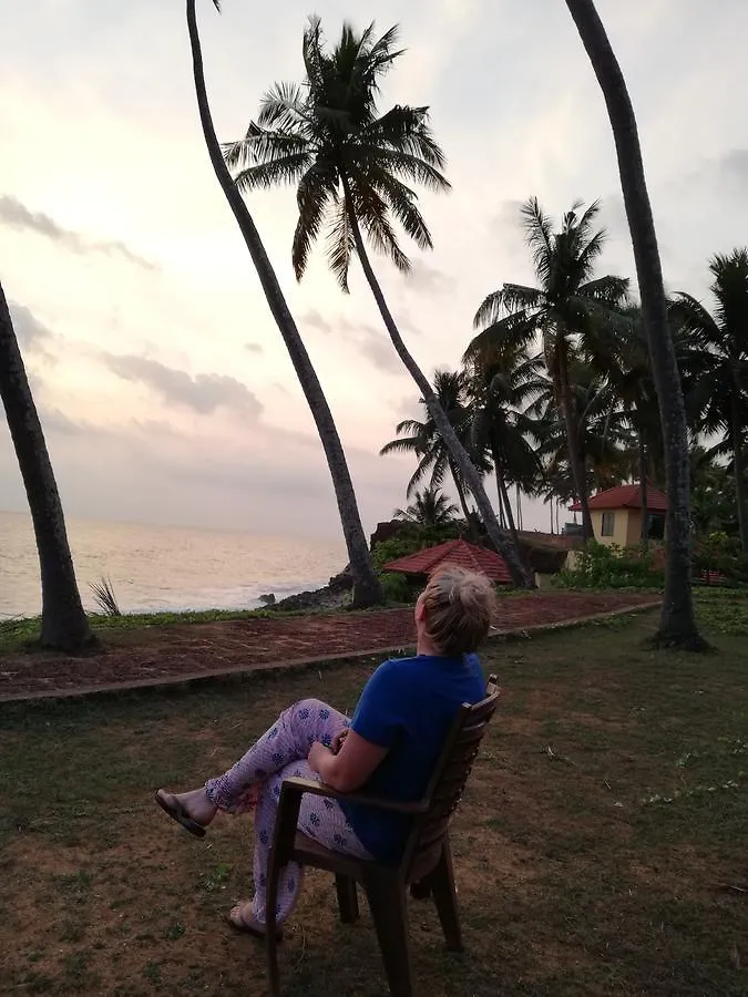 *** Resort Maadathil Cottages Varkala Índia