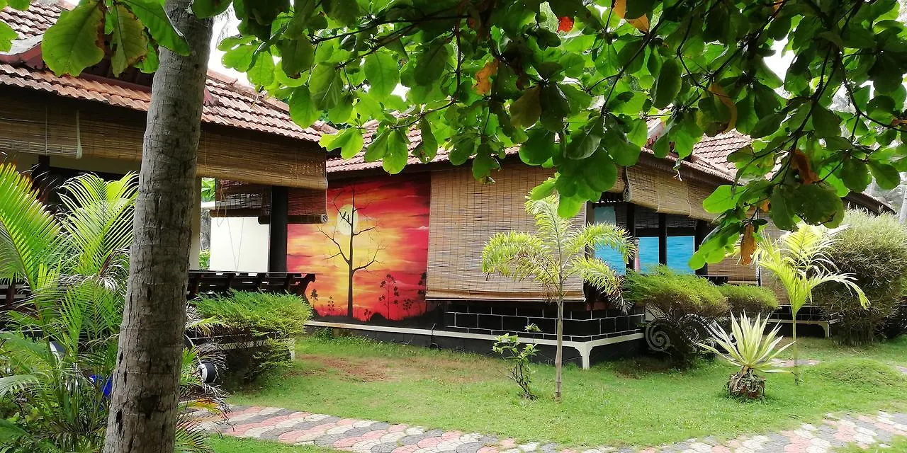 Resort Maadathil Cottages Varkala